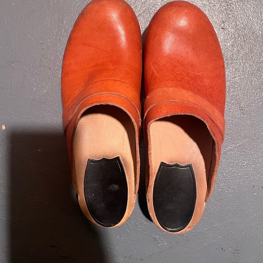 Swedish Hasbeens
Leather gently worn
